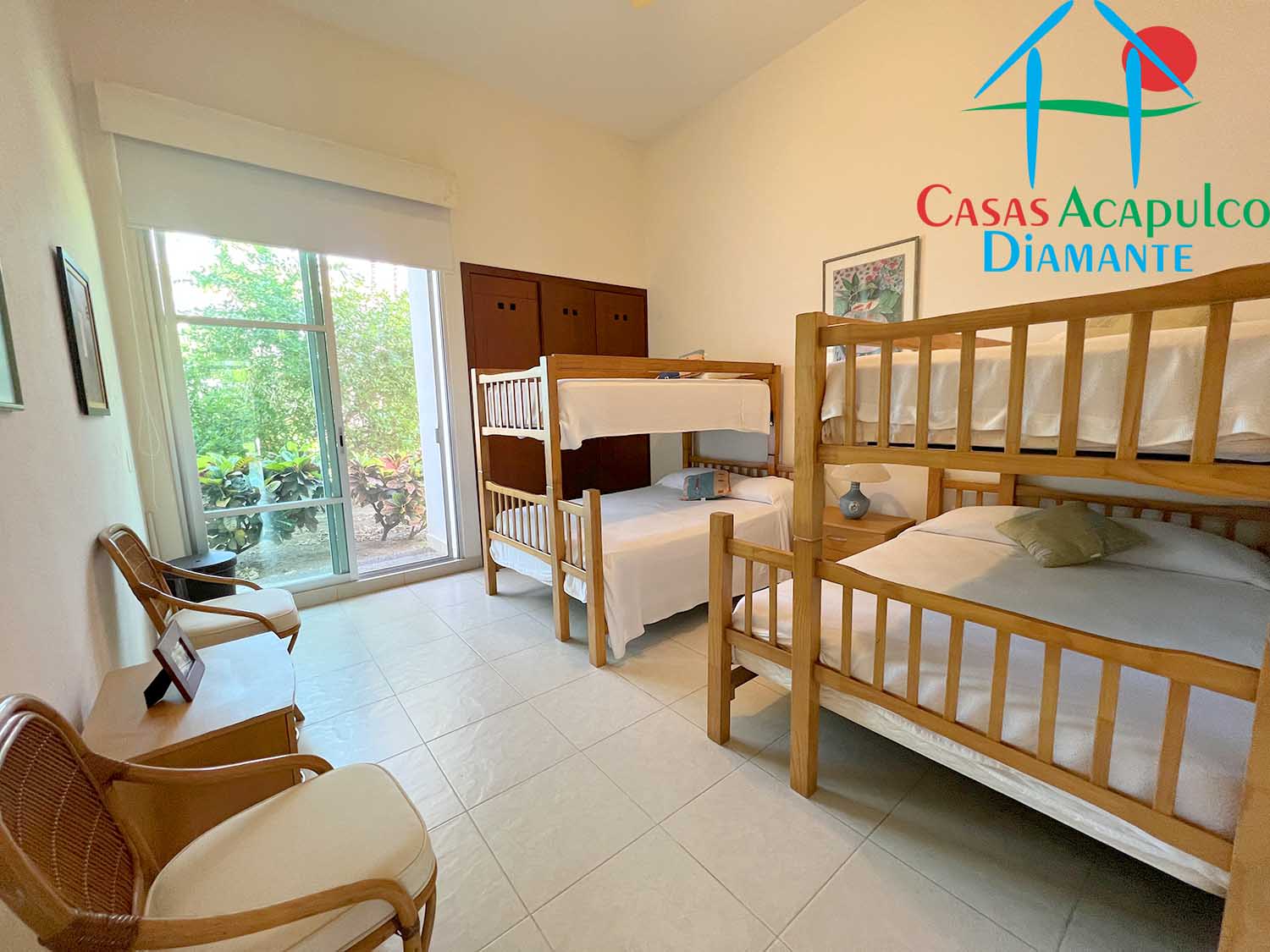 Mayan Lakes View 4 101 - Recámara uno 1